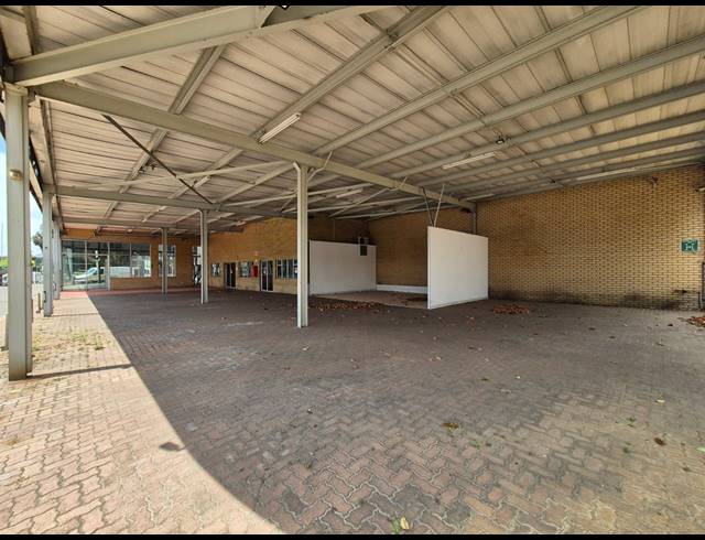 2,226M² SHOWROOM TO LET IN BRUMA